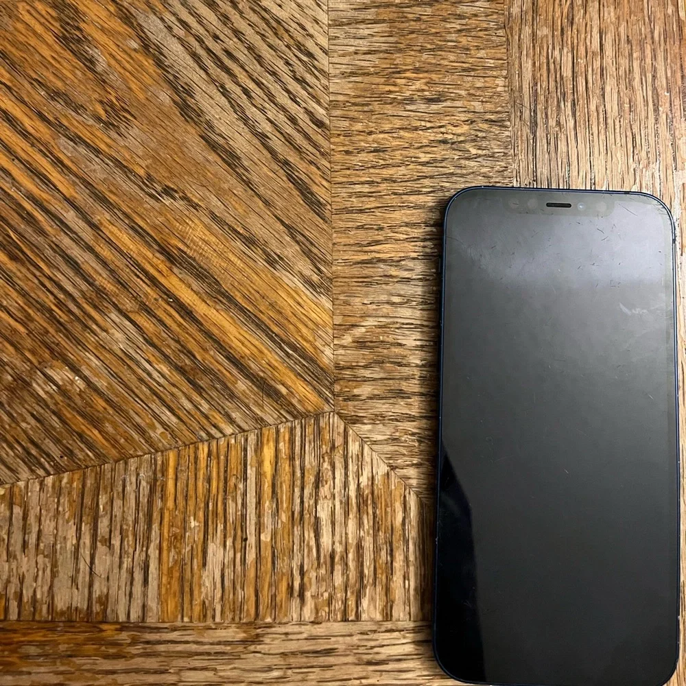 iPhone 12